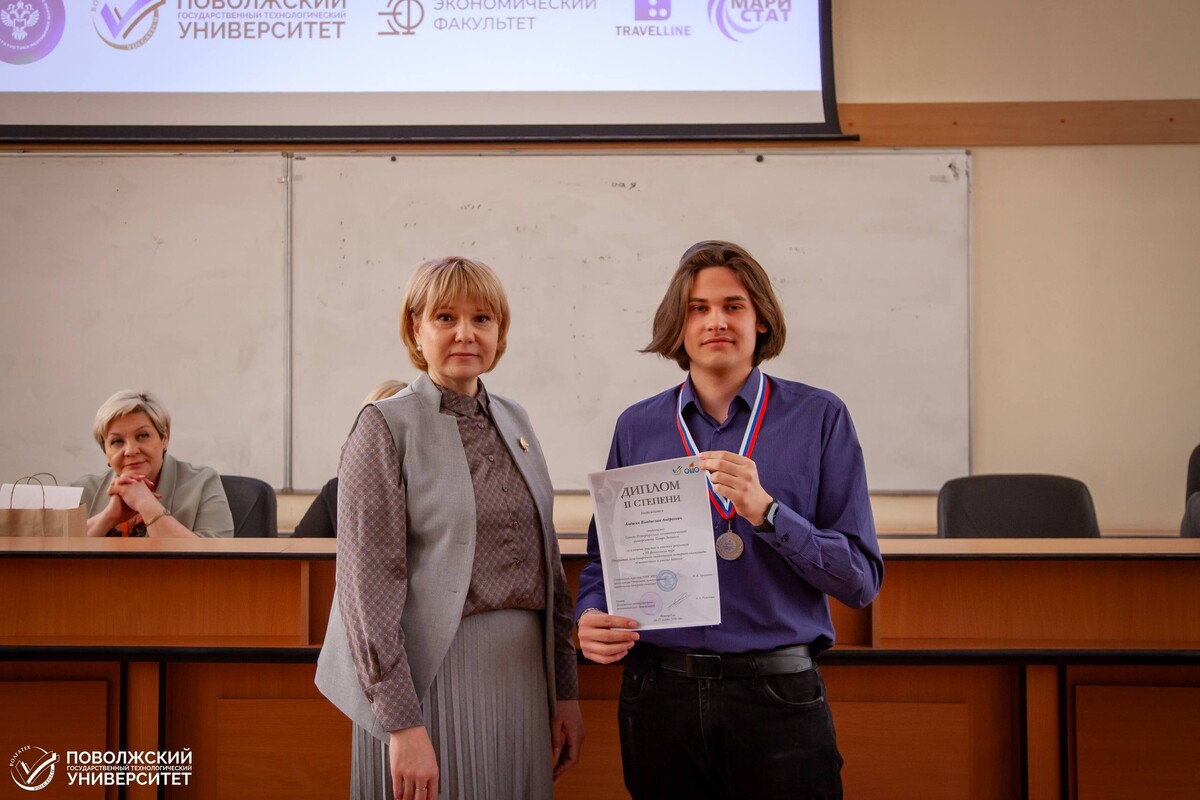 Студенты ВИЭШ — в числе лучших на международной олимпиаде по статистике и анализу данных