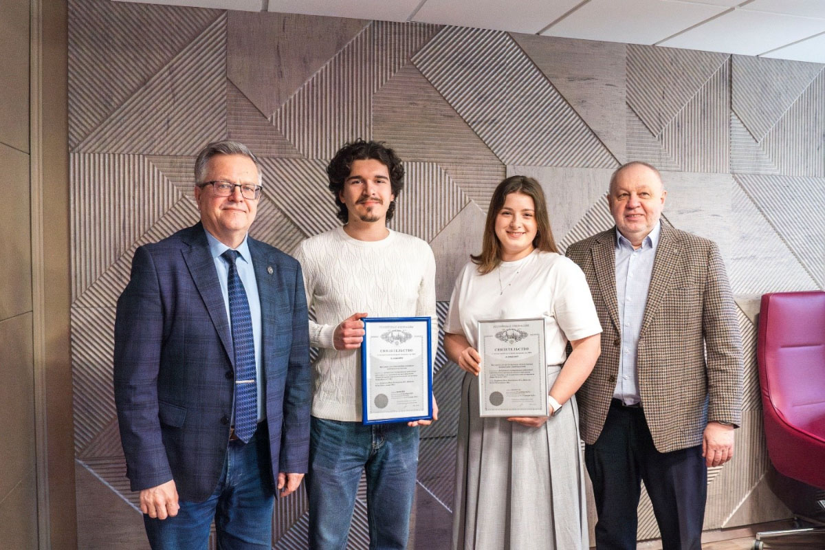 Изображение: Материалы для Крайнего Севера: молодые ученые ВШБИ разработали алгоритм подбора материалов для арктического оборудования