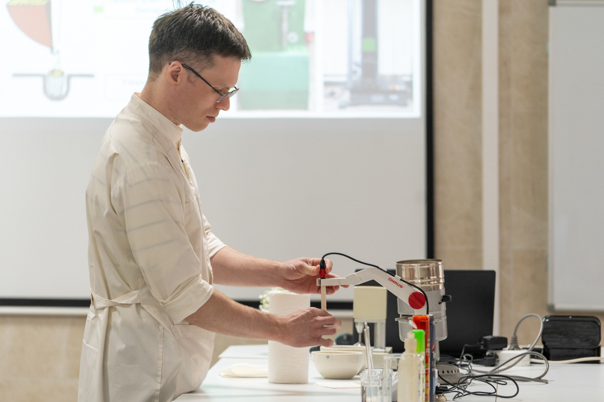 Новые патенты ВШСиТ: от ускоренного тестирования микросхем до безопасного кофейного напитка