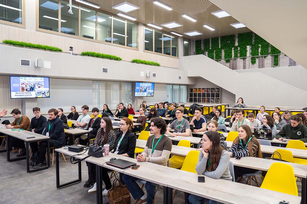 Наука – это интересно: как прошла Весенняя школа молодого ученого от СНО ИПМЭиТ